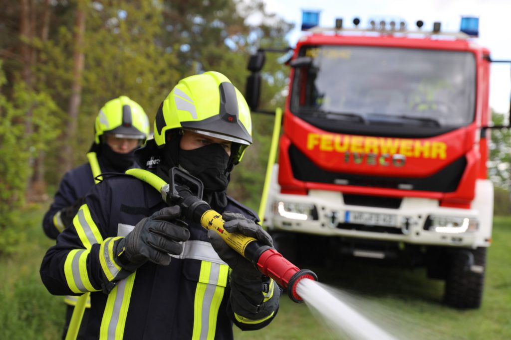 Gesichtsschutz HOT SHIELD Modell HS-2 (Waldbrand-Maske mit Filter) – Bild 4